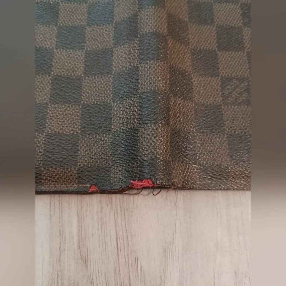 Authentic Louis Vuitton Damier Wallet Brown for  Men's Wallets